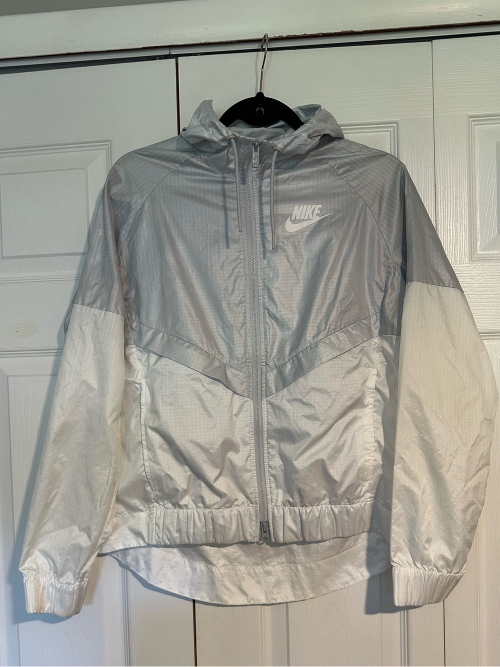Nike Silver White Windrunner Windbreaker Jacket